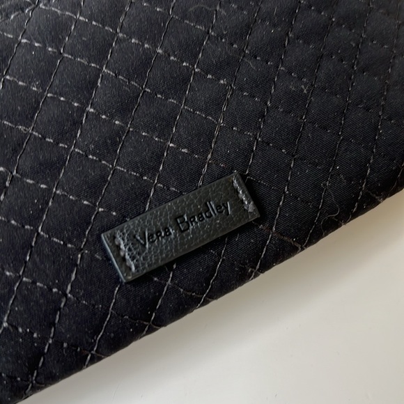 Vera Bradley Microfiber Leather Accents Zip Slim Wallet Clutch Card Keeper - Picture 4 of 6